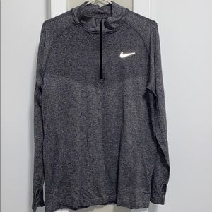 Nike long sleeve quarter zip
